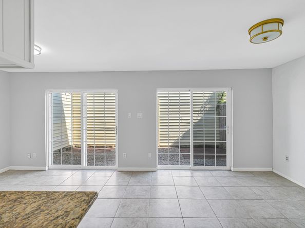 2568 Bering Drive, Houston TX 77057