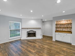 2568 Bering Drive, Houston TX 77057