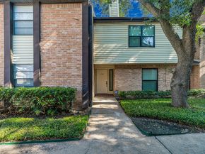 2568 Bering Drive, Houston TX 77057