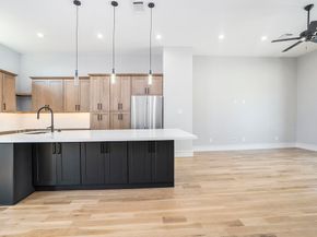 2220 Francis Street, Houston TX 77004