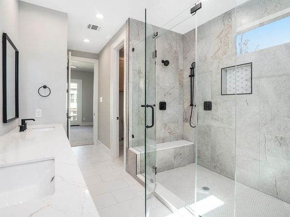 2220 Francis Street, Houston TX 77004