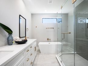 2220 Francis Street, Houston TX 77004