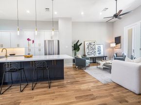 2220 Francis Street, Houston TX 77004