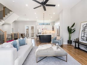 2220 Francis Street, Houston TX 77004