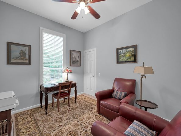 7 Tudor Glen Place, The Woodlands TX 77382