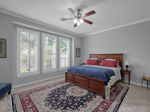 7 Tudor Glen Place, The Woodlands TX 77382