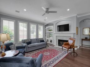 7 Tudor Glen Place, The Woodlands TX 77382