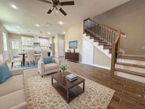 3555 Noah Street, Houston TX 77021