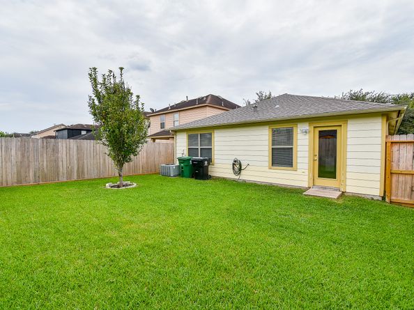2631 Skyview Trace Court, Houston TX 77047