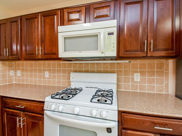 2631 Skyview Trace Court, Houston TX 77047