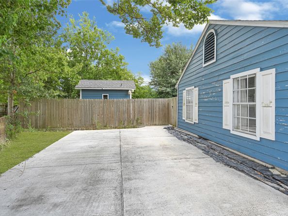3607 De Leon Street, Houston TX 77087