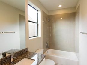 2113 Winbern Street, Houston TX 77004