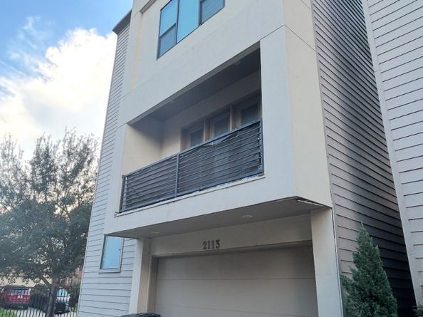 2113 Winbern Street, Houston TX 77004