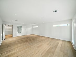 6243 S Braeswood Boulevard, Houston TX 77096