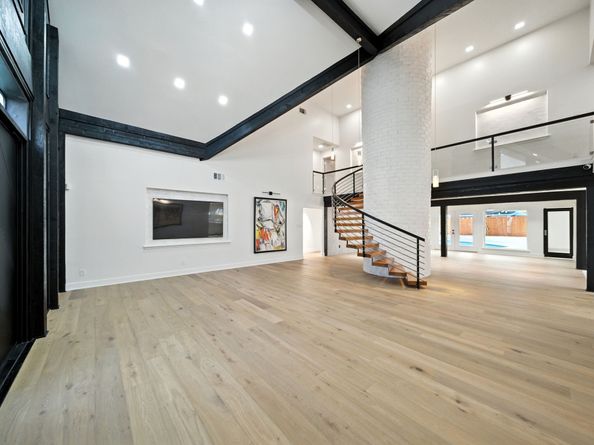 6243 S Braeswood Boulevard, Houston TX 77096