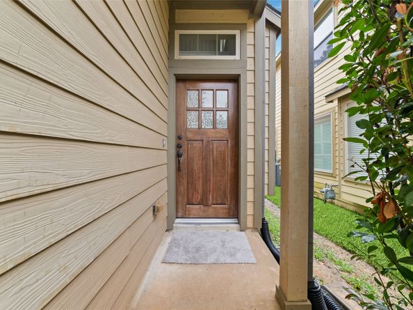 9 Cheswood Manor Drive, Spring TX 77382