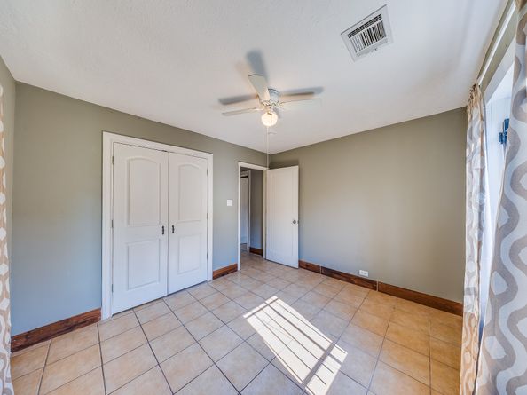401 New Haven Drive, Houston TX 77076
