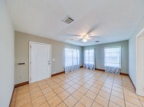 401 New Haven Drive, Houston TX 77076
