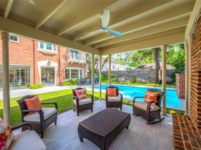 2131 Brentwood Drive, Houston TX 77019