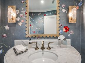 2131 Brentwood Drive, Houston TX 77019