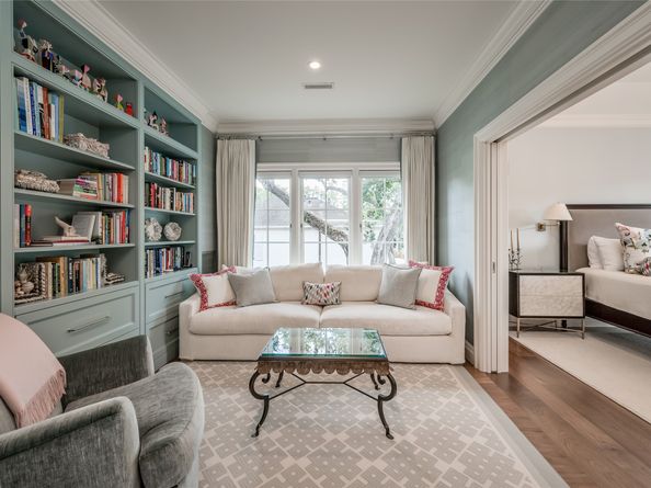 2131 Brentwood Drive, Houston TX 77019