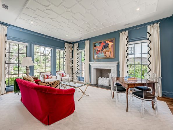 2131 Brentwood Drive, Houston TX 77019