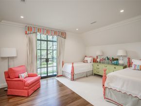 2131 Brentwood Drive, Houston TX 77019
