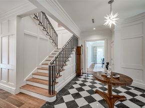 2131 Brentwood Drive, Houston TX 77019