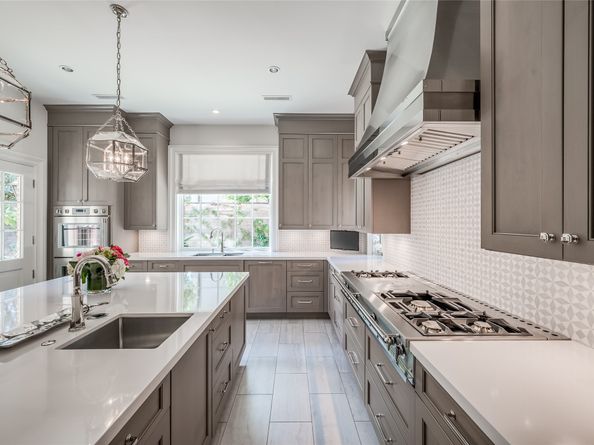 2131 Brentwood Drive, Houston TX 77019