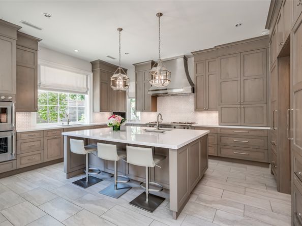 2131 Brentwood Drive, Houston TX 77019