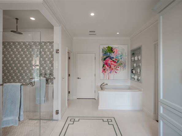2131 Brentwood Drive, Houston TX 77019