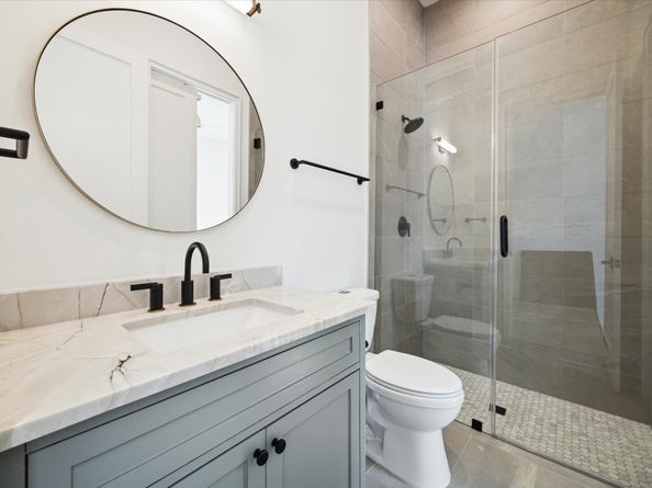 710 Sue Barnett Drive, Houston TX 77018