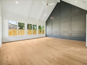 710 Sue Barnett Drive, Houston TX 77018