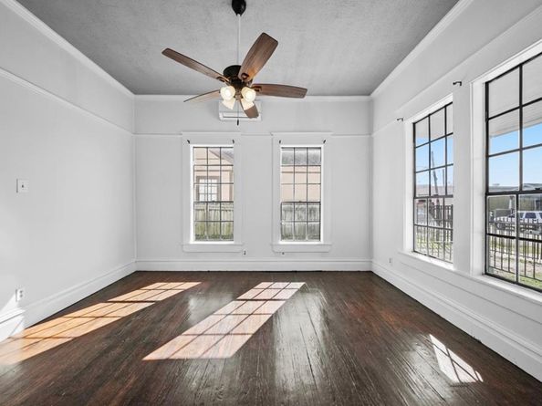 2901 Preston Street, Houston TX 77003