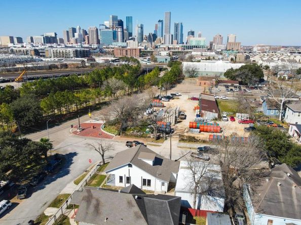 2901 Preston Street, Houston TX 77003