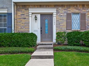 2910 Grants Lake Boulevard 1702, Sugar Land TX 77479