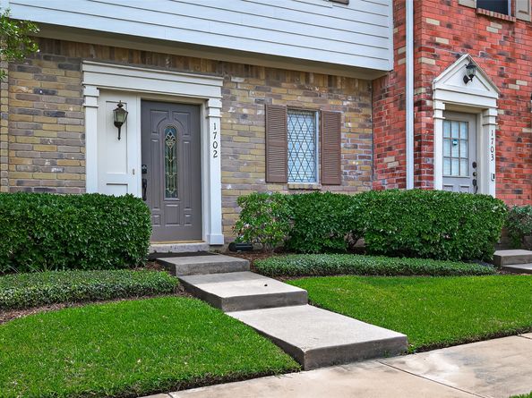 2910 Grants Lake Boulevard 1702, Sugar Land TX 77479