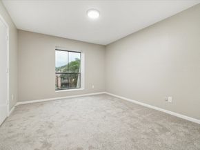 3085 Walnut Bend Lane 36, Houston TX 77042