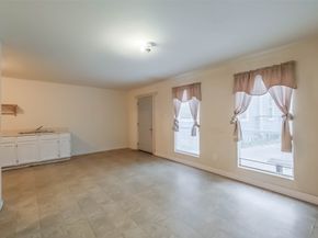 809 Vincent Street, Houston TX 77009