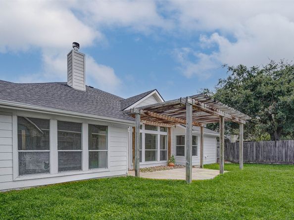 10615 Indian Paintbrush Lane, Houston TX 77095
