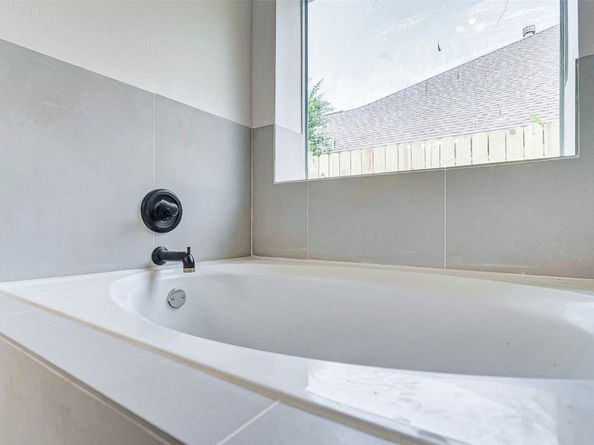 10615 Indian Paintbrush Lane, Houston TX 77095