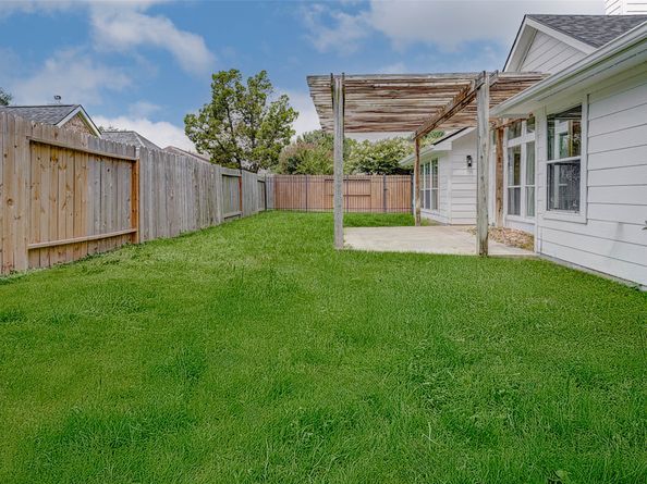 10615 Indian Paintbrush Lane, Houston TX 77095