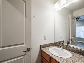 3501 Chenevert Street 7, Houston TX 77004