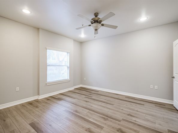 3501 Chenevert Street 7, Houston TX 77004