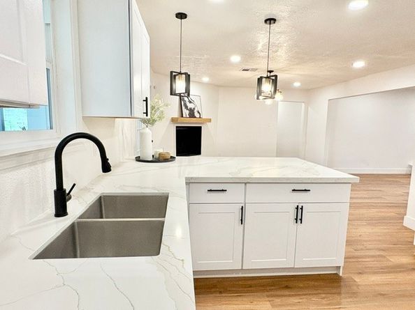 3726 Heatherbrook Drive, Houston TX 77045