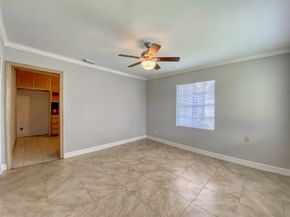 7702 McHenry Street, Houston TX 77087