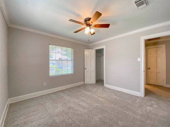 7702 McHenry Street, Houston TX 77087