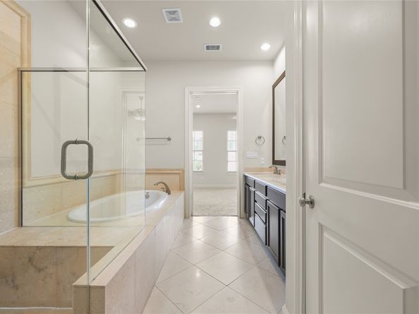 1027 Saint Charles Street, Houston TX 77003
