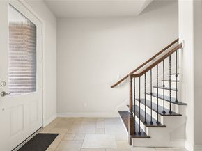 1027 Saint Charles Street, Houston TX 77003