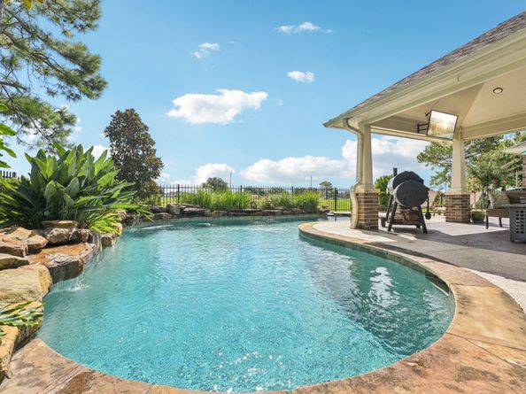 11030 Acanthus Lane, Houston TX 77095